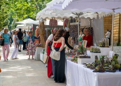 Le Marché de Créateurs du Cours Mirabeau