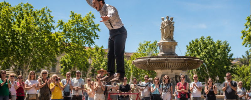 Le cirque de fontaine en fontaine