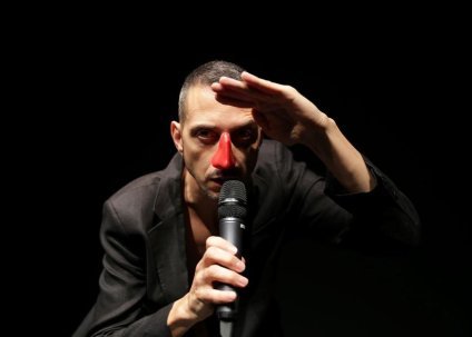 De l'art brut aux arts de la scène : un aller sans retour