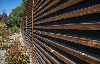 Avenue de Villeneuve : le mur antibruit prolongé