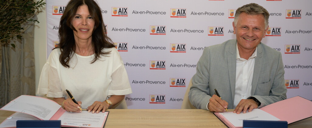 Signature d'une convention de mécénat avec Vinci Construction Route France pour le domaine du Jas de Bouffan