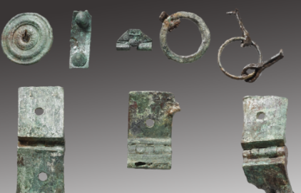 Collection d'objets en métal