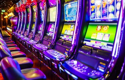 Salles d'établissements privés de jeux et d'appareils électriques