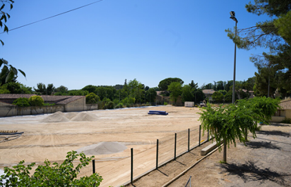 Du synthétique pour le stade Michel Lopez