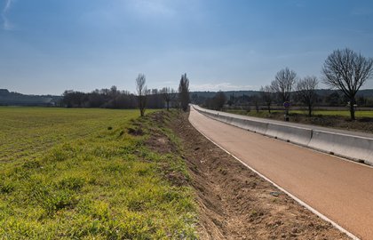 Opération d'aménagement au pôle d'activités - une nouvelle voie (...)