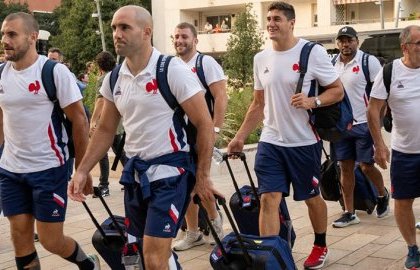 Découvrez comment vivent les bleus à l'hôtel « Renaissance » (...)