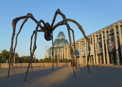 Louise Bourgeois ou l'artiste "qui fait des araignées"