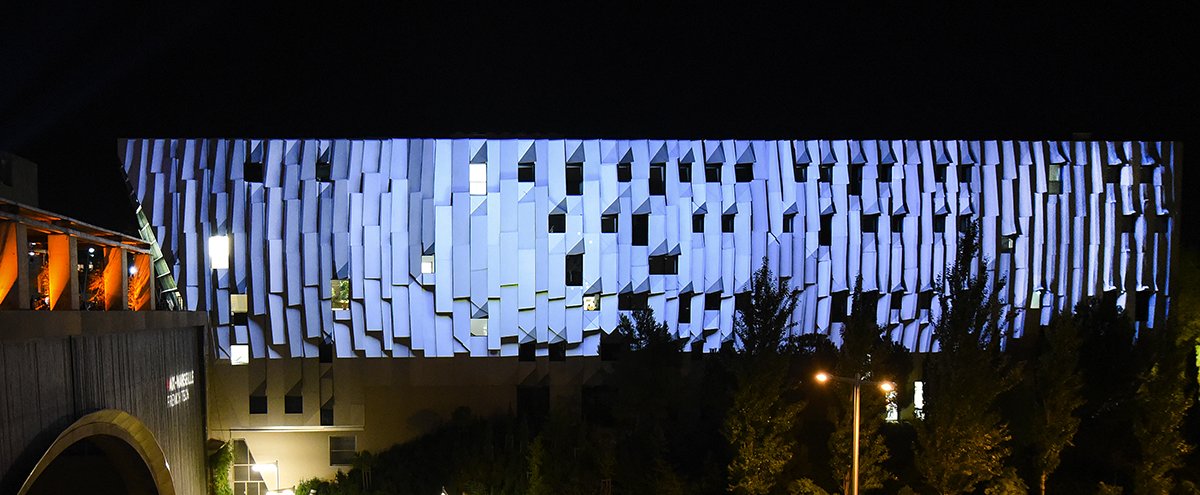 Un gigantesque vidéo mapping pour clôturer "l'Année" tout en lumière
