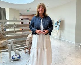 Florence Bezault, la general manager, directrice de l'hôtel Renaissance, (...)