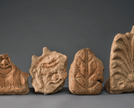 Antéfixes, éléments de décor en terre cuite moulés - Antiquité - Sites divers