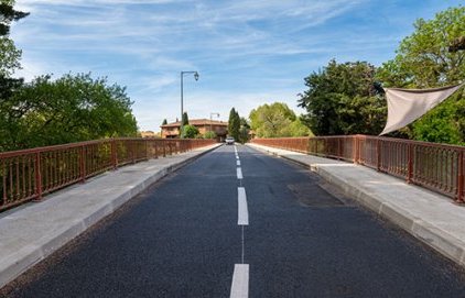 Inauguration du pont Marcel Roche, le parking de l'espace des Vignerons (...)