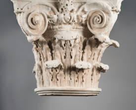 Chapiteau composite - Pierre calcaire tendre H=63 cm Diam.=41 cm - Antiquité (…)