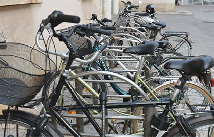 Carte de localisation des emplacements deux-roues et vélos