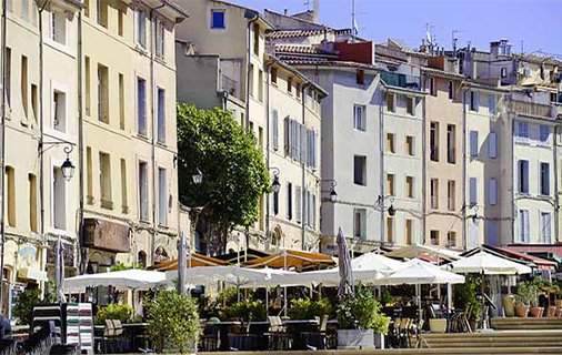 Terrasses et étalages sur l'espace public