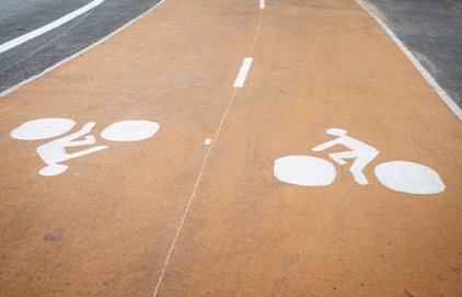Aménagement d'une piste cyclable birectionnelle rue Calmette et Guerin