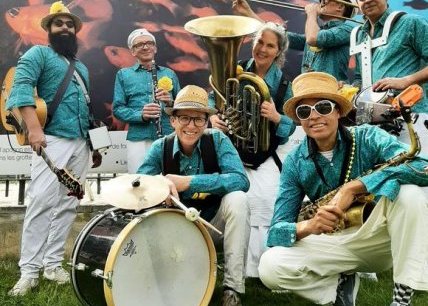 Déambulation - Honolulu Brass Band