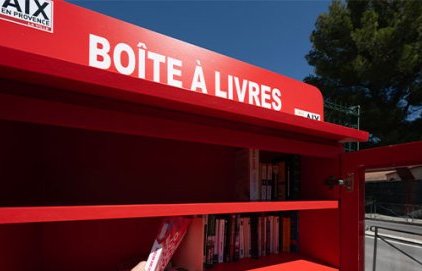 Une cabane à livres pour partager ses lectures