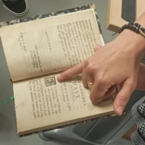 Visite de la bibliothèque Fenouillères et de sa réserve de livres anciens
