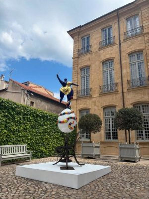 La plume et le pinceau : dialogue entre littérature et peinture au XXIe siècle