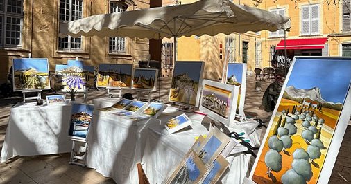 Les artistes locaux s'exposent Place de l’Université à Aix-en-Provence